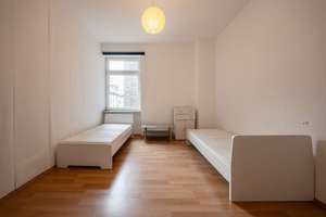Nahezu leerstehendes Mehrfamilienhaus mit großem Entwicklungspotenzial – Die vollständige Adresse der Immobilie erhältst du vom Anbieter., 76131 Oststadt, Karlsruhe – Vorschaubild 4