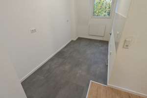 Helle 4-Zimmer-Dachgeschosswohnung mit hohen Decken - gut angebunden & zentral in Sonnborn – Sonnborner Str. 42, 42327 Elberfeld West, Wuppertal – Vorschaubild 13