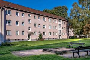 3-Zimmer-Etagenwohnung in Castrop-Rauxel – Vielseitiges Wohnen auf 59,93 m² – Dinnendahlstraße 24, 44577 Castrop-Rauxel – Vorschaubild 2