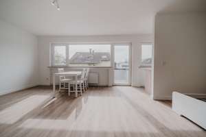 Bonn-Beuel: Modernes Apartment – Mit Einbauküche in zentraler Lage – Die vollständige Adresse der Immobilie erhältst du vom Anbieter., 53225 Beuel-Mitte, Bonn – Vorschaubild 2