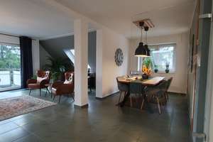 Helle Maisonette-Wohnung mit zwei Balkonen und Garage – Die vollständige Adresse der Immobilie erhältst du vom Anbieter., 47249 Buchholz, Duisburg – Vorschaubild 2