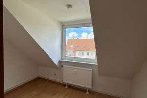 3 Zimmer Dachgeschosswohnung in Hannover Stöcken – Moorhoffstraße 14, 30419 Stöcken, Hannover – Vorschaubild 8