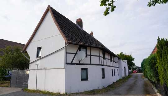 Bild von Einfamilienhaus mit separater Einliegerwohnung und Scheune. Raum für Familie & Ideen in SZ Beddingen