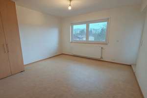 5-Zi.-Wohnung mit EBK, saniertem Bad, XL-Balkon und großzügigem Raumangebot – Die vollständige Adresse der Immobilie erhältst du vom Anbieter., 72766 Mittelstadt, Reutlingen – Vorschaubild 5