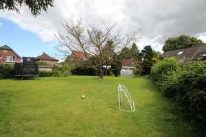 Zweifamilienhaus mit Doppelgarage auf einem 1370 qm Grundstück am Ortsausgang von Krefeld – Fischeln – Alte Neusserstraße 5 & 5a, 47807 Krefeld – Vorschaubild 30