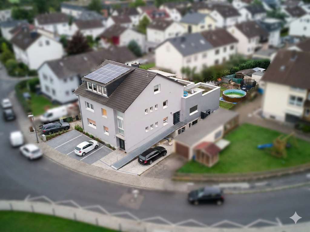 Immobilie in Langenselbold - Zeitgemäßes Mehrfamilienhaus mit 5,5% Rendite - Bild 0