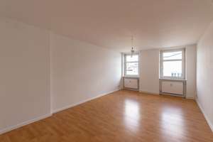 Bezugsfreie 3 Zimmer Dachgeschosswohnung nahe Karl-August-Platz – Pestalozzistrasse 69, 10627 Charlottenburg, Berlin – Vorschaubild 4