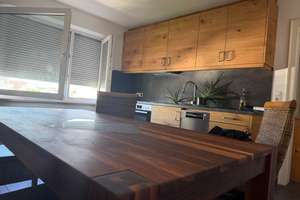 Möbliertes Apartment, Balkon, + grosszügige Küche, Maxvorstadt, bis zu 3 Jahre anzumieten