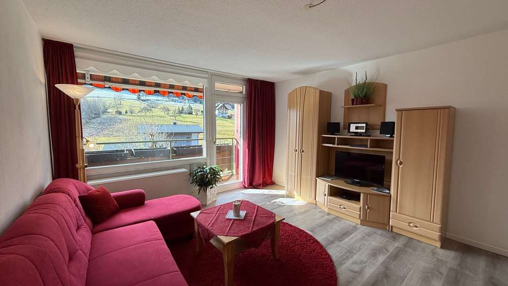 Immobilie in Baiersbronn - 2-Zimmer-Wohnung mit Schwimmbad, Sauna und TG-Stellplatz - Bild 1