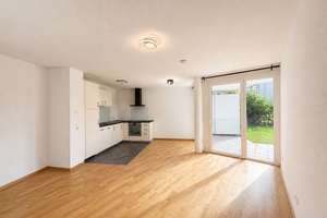 Zum Verkauf: möblierte 2 Zimmer-Wohnung mit großzügigem Garten und TG-Stellplatz – 79115 Haslach-Gartenstadt, Freiburg im Breisgau – Vorschaubild 5