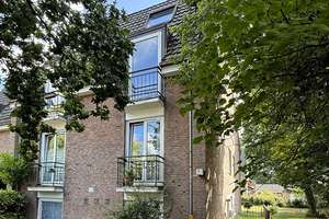 Reihenendhaus mit zwei Wohneinheiten in toller Lage von Bremen Horn-Lehe – Die vollständige Adresse der Immobilie erhältst du vom Anbieter., 28357 Lehesterdeich, Bremen – Vorschaubild 1