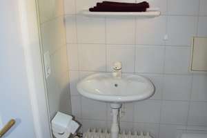 Schönes, geräumiges Haus mit Pool in Zell Weierbach -auch möbliert- – Die vollständige Adresse der Immobilie erhältst du vom Anbieter., 77654 Offenburg – Vorschaubild 9