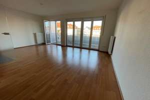 Stilvolle 2-Zi.-Whg. mit Balkon &  Carport im Zentrum – Rudolfstraße 3, 49080 Wüste, Osnabrück – Vorschaubild 1