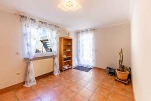 133 m² Familienglück: Einfamilienhaus mit Garten, Hof & Garage – Die vollständige Adresse der Immobilie erhältst du vom Anbieter., 56656 Brohl-Lützing – Vorschaubild 9