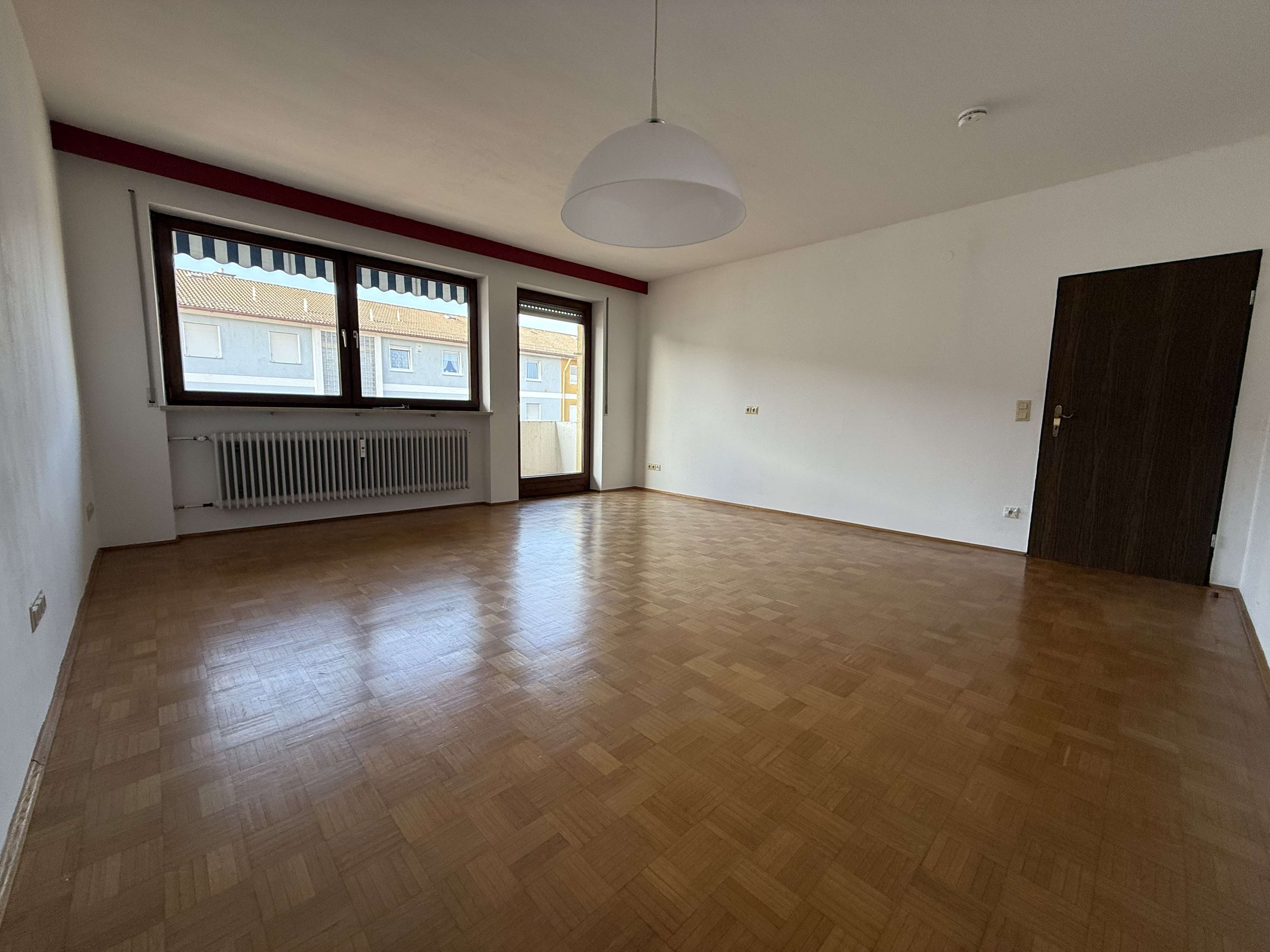 Immobilie in Waging am See - Zentral & ruhig wohnen: Helle 85 m² Wohnung mit Balkon & EBK in Waging am See - Bild 2