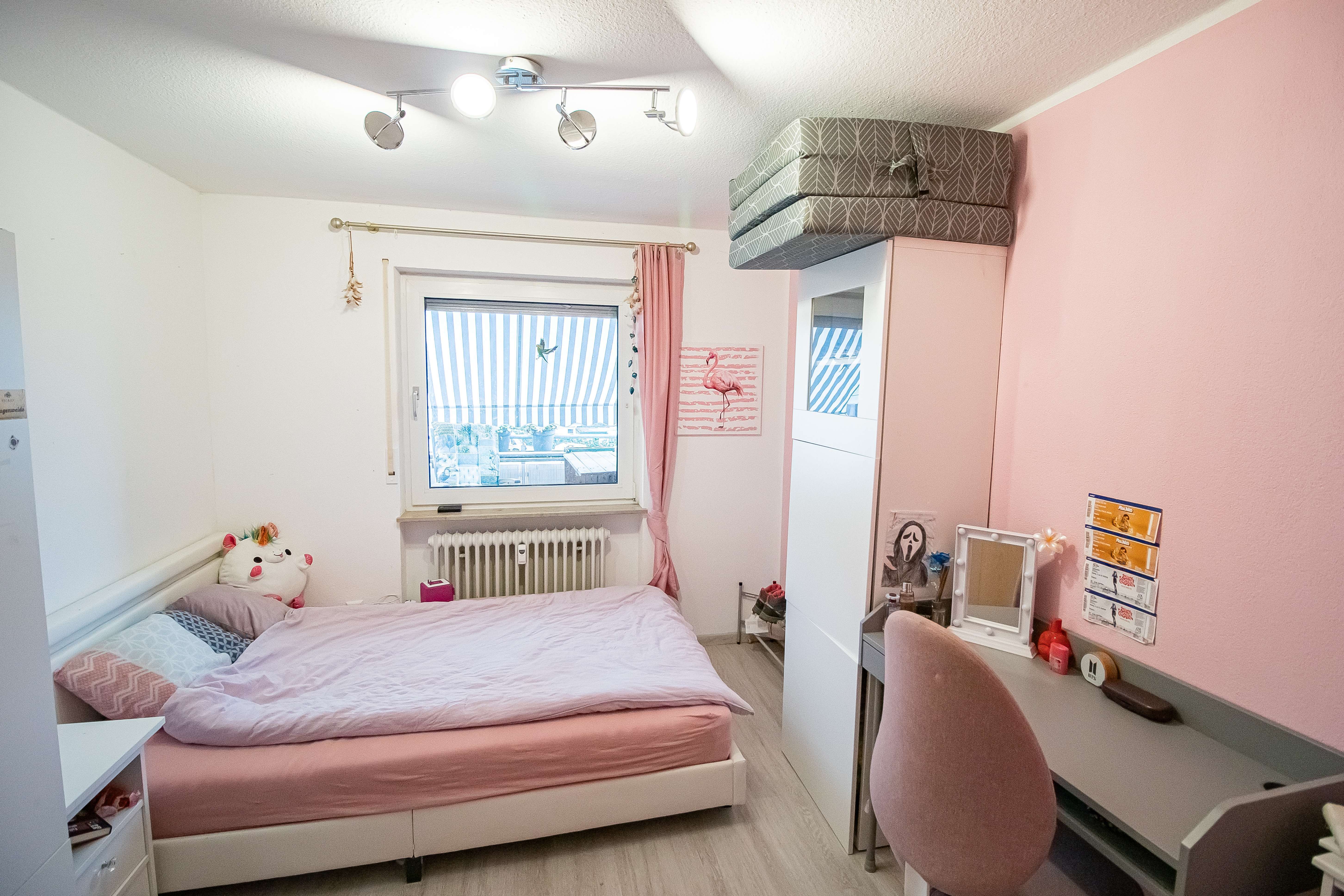 Immobilie in Waldachtal - Gepflegte 4-Zimmer Wohnung mit Garage, Balkon und tollem Ausblick - Bild 1