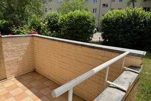 Bezugsfrei im Grünen mit Balkon und zentral in Lankwitz - Provisionsfrei – Schulstr. 7, 12247 Lankwitz, Berlin – Vorschaubild 7