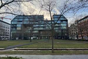 Exklusive 2-Zimmer-Wohnung mit Balkon in Bestlage Berlin-Mitte (Dorotheenstraße)