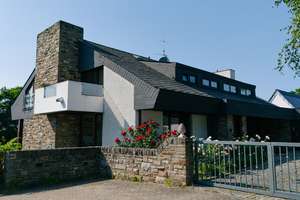 Koblenz-Exklusives Premium-Anwesen mit Wellnessbereich und herrlichem Rheinblick – Die vollständige Adresse der Immobilie erhältst du vom Anbieter., 56077 Asterstein, Koblenz – Vorschaubild 25