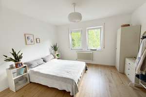 Vermietete 2-Raum Eigentumswohnung  mit Einbauküche, Balkon + Stellplatz – Barbarossastraße 84, 9112 Kaßberg, Chemnitz – Vorschaubild 2