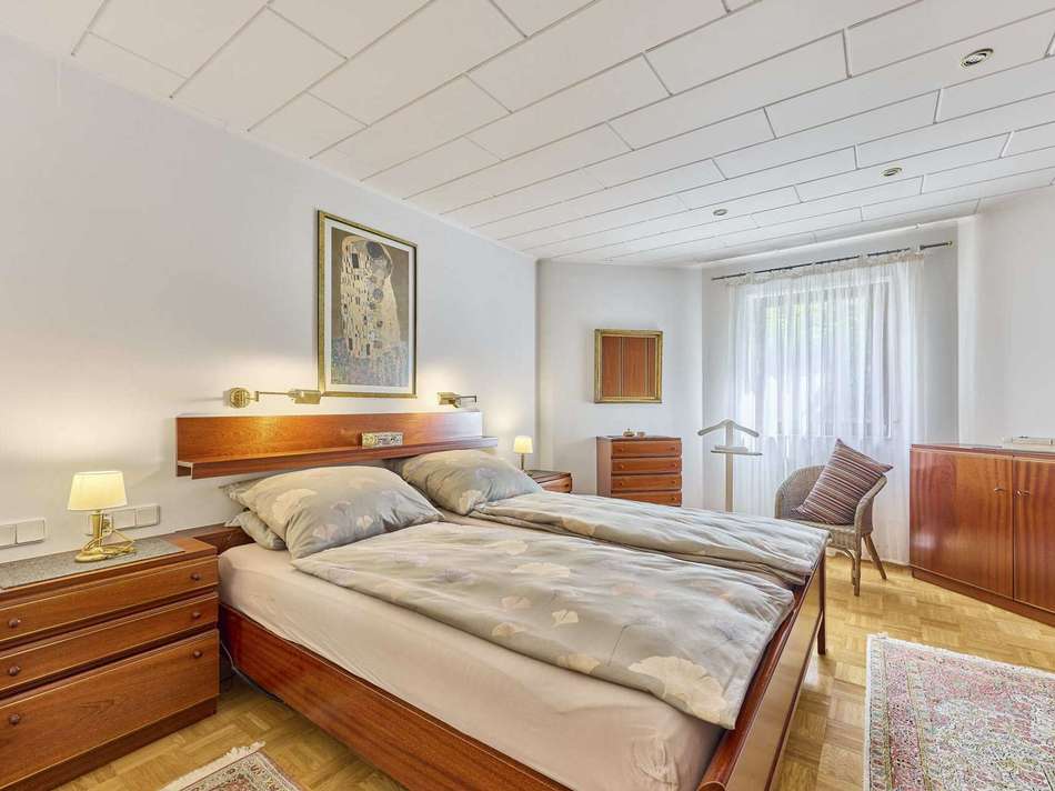 Schlafzimmer UG