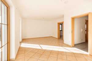 Doppelhaushälfte in ruhiger Lage  mit Garten, Garage und Carport! – Erding (Kreis) – Vorschaubild 7