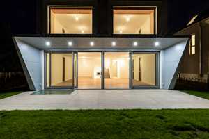 Einfamilienhaus mit 6-7 Zimmern - Tiefgarage - Erstbezug mit unverbautem Blick Richtung Süden – München – Vorschaubild 1