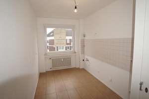 MODERNISIERTE 2,5 ZIMMER WOHNUNG INKL. TOP EINBAUKÜCHE IN DERENDORF – 40476 Derendorf, Düsseldorf – Vorschaubild 23