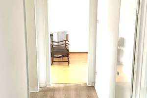 Helle Dachgeschosswohnung Karlsruhe-Mühlburg – Die vollständige Adresse der Immobilie erhältst du vom Anbieter., 76185 Mühlburg, Karlsruhe – Vorschaubild 2