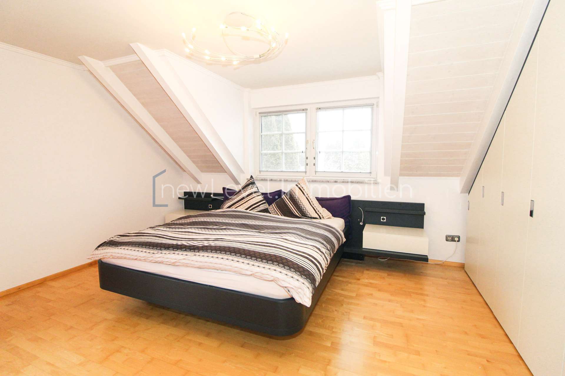 Immobilie in Apfeltrach - Wunderschönes Zweifamilienhaus mit gehobener Ausstattung - Bild 5