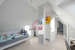 Architektenhaus mit Weitblick direkt angrenzend an Wellingsbüttler Premium-Lage – Die vollständige Adresse der Immobilie erhältst du vom Anbieter., 22393 Sasel, Hamburg – Vorschaubild 18