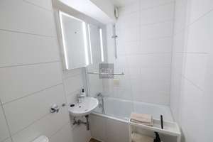 Top Lage direkt am Keßlerplatz - Vollständig und modern möbliertes Apartment mit Balkon und Aufzug – Die vollständige Adresse der Immobilie erhältst du vom Anbieter., 90489 Wöhrd, Nürnberg – Vorschaubild 13