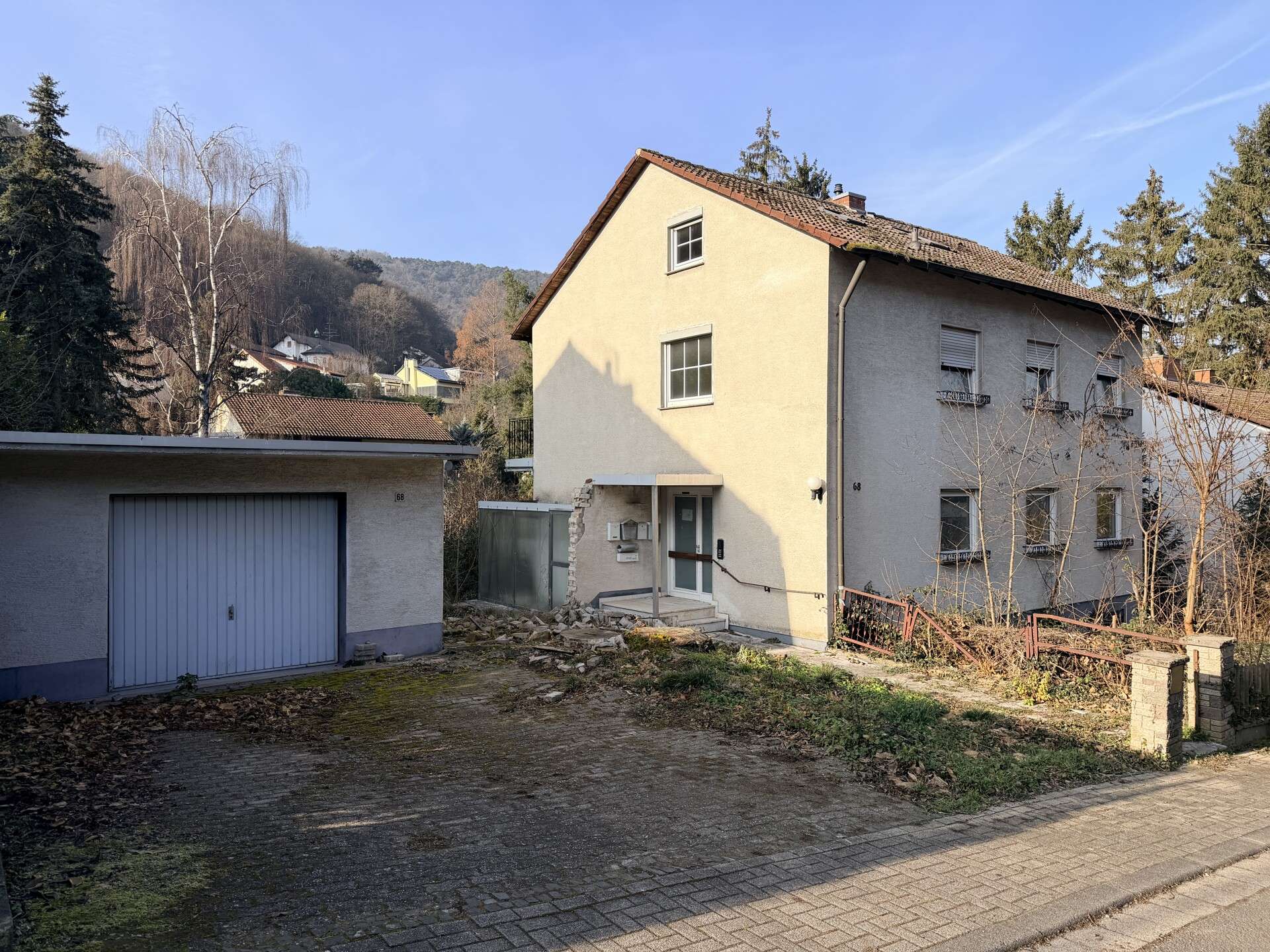 4-Parteien Haus mit viel Potenzial und ruhiger Lage in Hambach, Neustadt an der Weinstraße – Bild 3