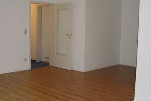 Semi-Penthouse inkl. Stellplatz in der Nähe des AEZ und des Alsterlaufes in Hamburg, Poppenbüttel – Die vollständige Adresse der Immobilie erhältst du vom Anbieter., 22391 Poppenbüttel, Hamburg – Vorschaubild 19