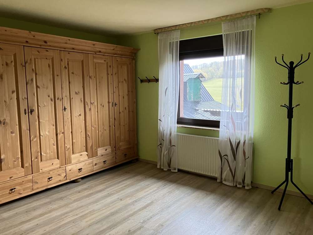 Immobilie in Friedewald - Immobilie mit Schlossblick - Ihr neues Zuhause für die Großfamilie in 57520 Friedewald! - Bild 8