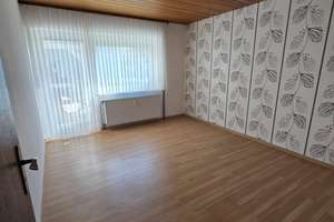 Gepflegte 3-Zimmer-Wohnung mit überdachter Terrasse und Gartenanteil in Karlsruhe-Knielingen – Die vollständige Adresse der Immobilie erhältst du vom Anbieter., 76187 Knielingen, Karlsruhe – Vorschaubild 8