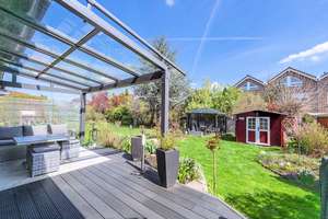 Einziehen und wohlfühlen – charmantes Reihenhaus mit Komfort, Gartenidylle und Kamin!