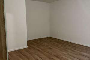 Frisch renovierte 1-Zimmer Wohnung mit EBK! – Wilamowitzweg 18, 37085 Oststadt, Göttingen – Vorschaubild 2