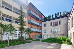 Exklusive 2,5-Zimmer-Altstadtwohnung mit Balkon in hochwertig saniertem Denkmalobjekt – Die vollständige Adresse der Immobilie erhältst du vom Anbieter., 93047 Innenstadt, Regensburg – Vorschaubild 13