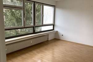 schöne 3 Zimmer Wohnung mit Eßdiele und S/W Balkon – Karl-Witthalm-Str. 17, 81375 Neuhadern, München – Vorschaubild 6