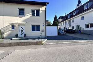 Raumwunder in Bestlage -Stillvolle DHH mit 7 Zimmern & TOP Energieeffizienz A+ – Die vollständige Adresse der Immobilie erhältst du vom Anbieter., 85395 Attenkirchen – Vorschaubild 2