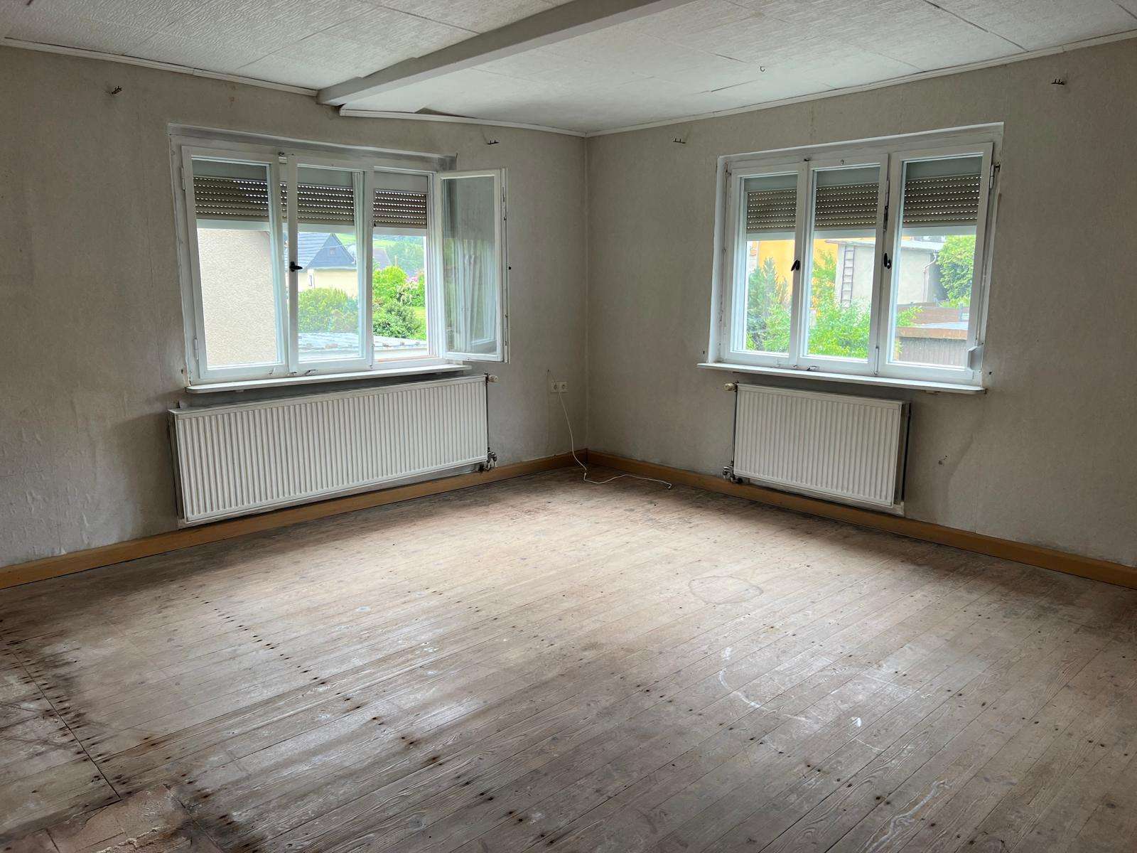 Immobilie in Mülsen - Hier können Sie sich noch nach Ihren Wünschen verwirklichen ! - Bild 4