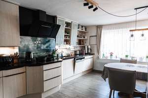Familienparadies mit über 250 m² Wohn-/Nutzfläche auf sonnigem 750 m² Grundstück – Die vollständige Adresse der Immobilie erhältst du vom Anbieter., 22119 Billstedt, Hamburg – Vorschaubild 8