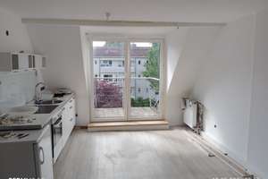 Gemütliche 1,5-Zimmer Dachgeschoss Wohnung in Duisburg Neudorf