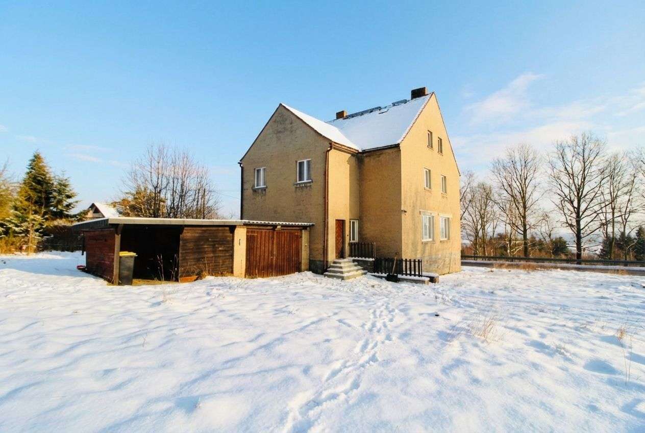 Grosses Einfamilienhaus mit weitläufigem Grundstück und vielfachen Gestaltungsmöglichkeiten, Bautzen Kreis – Bild 1