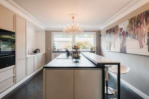 Spitzenlage am Waldpark - Exquisite 2-Familien-Villa mit Traumgarten! – Die vollständige Adresse der Immobilie erhältst du vom Anbieter., 68163 Lindenhof, Mannheim – Vorschaubild 7