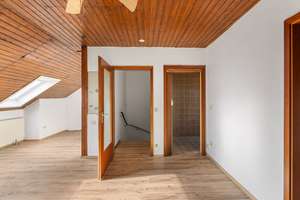 Helles Reihenmittelhaus mit studioähnlicher Dachgeschosswohnung – ideal für Familien! – Die vollständige Adresse der Immobilie erhältst du vom Anbieter., 93055 Ostenviertel, Regensburg – Vorschaubild 28