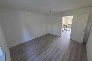 Helle und großzügige 4-Zimmer-Wohnung mit Balkon in bester Lage – ideal für Familien! – 80993 Alt-Moosach, München – Vorschaubild 5