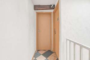 8-Zimmer-Wohnung mit Dachterrasse – Ideale WG-Kapitalanlage in zentraler Lage von Bad Cannstatt – Die vollständige Adresse der Immobilie erhältst du vom Anbieter., 70372 Cannstatt-Mitte, Stuttgart – Vorschaubild 14