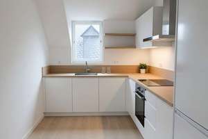 Nach umfassender Sanierung – Exklusive Dachgeschosswohnung mit großer Terrasse in begehrter Lage – Die vollständige Adresse der Immobilie erhältst du vom Anbieter., 65183 Mitte, Wiesbaden – Vorschaubild 10